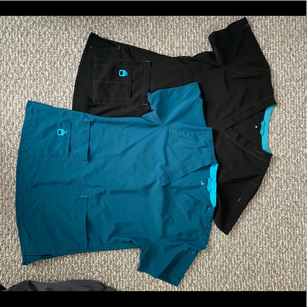 Carhartt Scrub Top